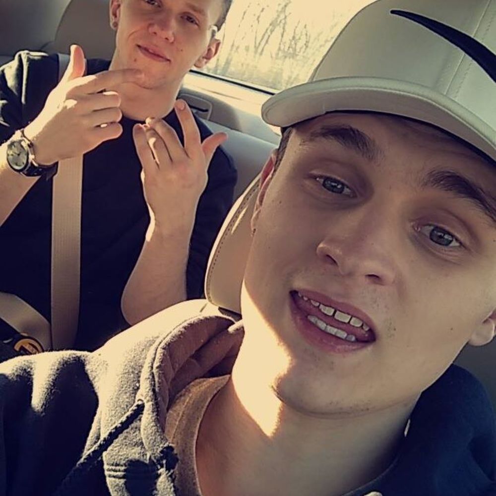 Meet your Posher, Alexander